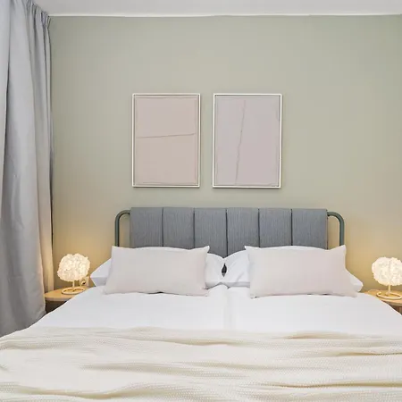 4 Apartment